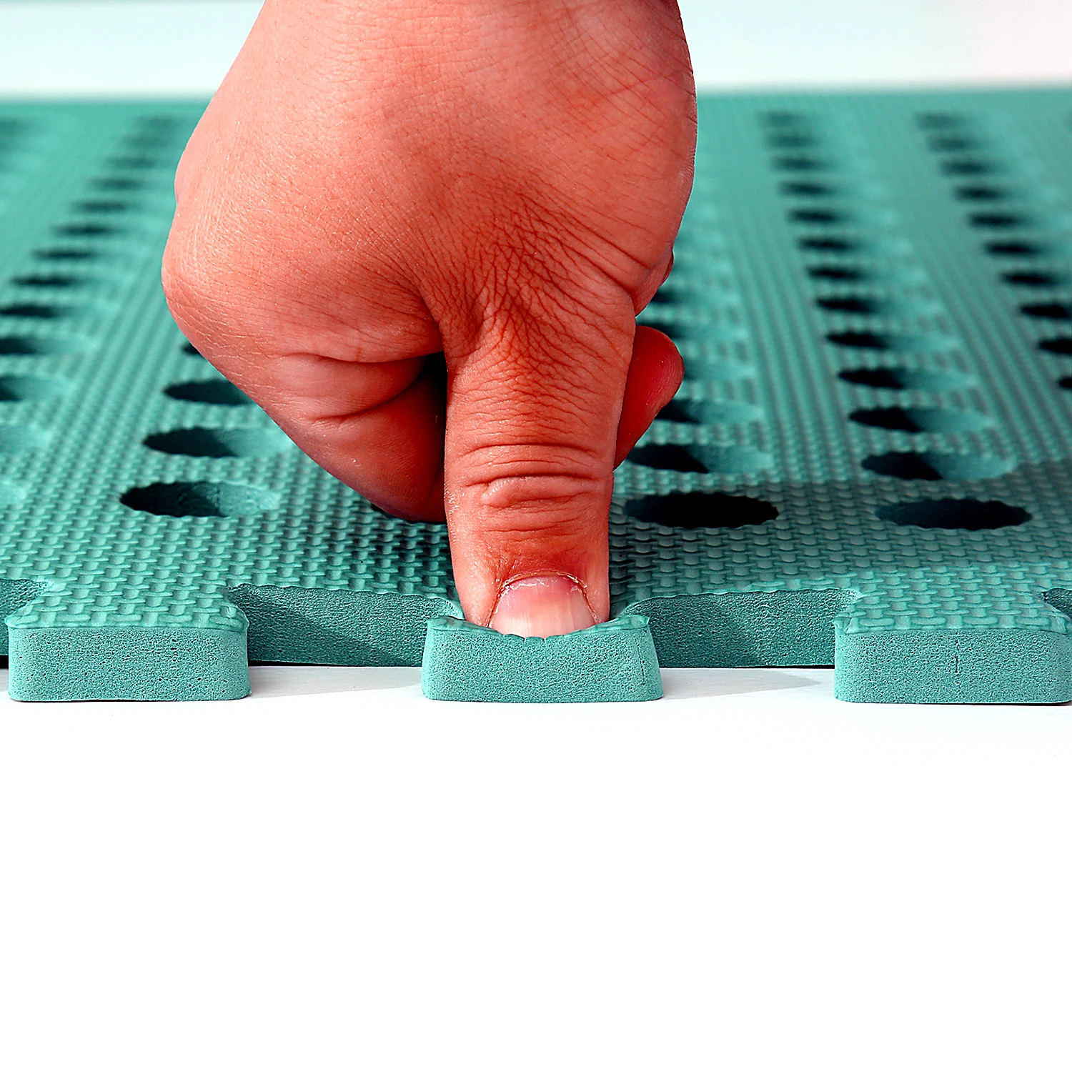 How to clean EVA foam mats